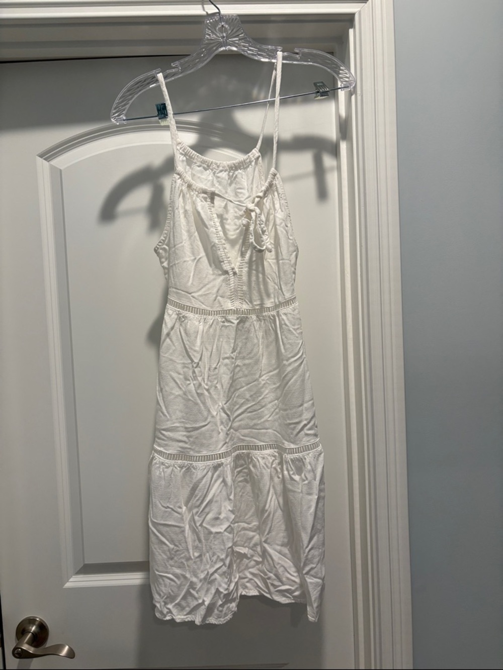 White tie neck dress